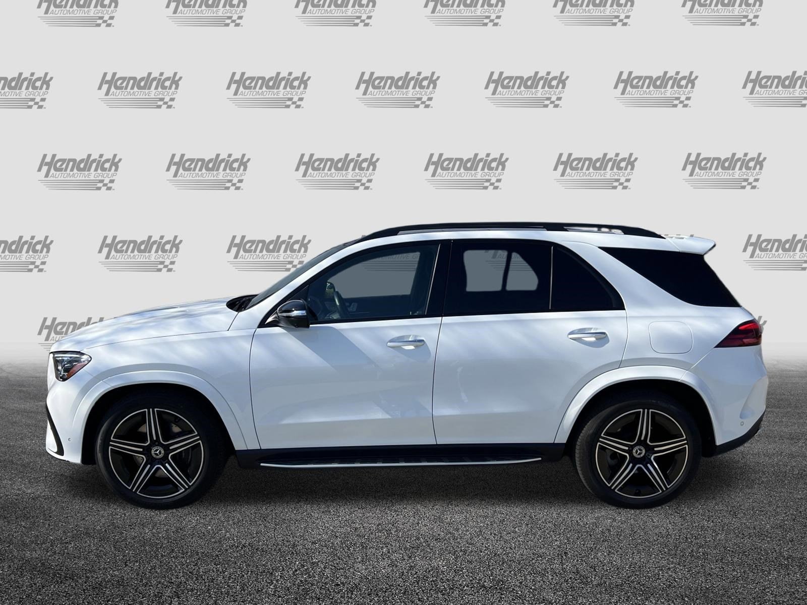 2025 Mercedes-Benz GLE GLE 450e photo 5