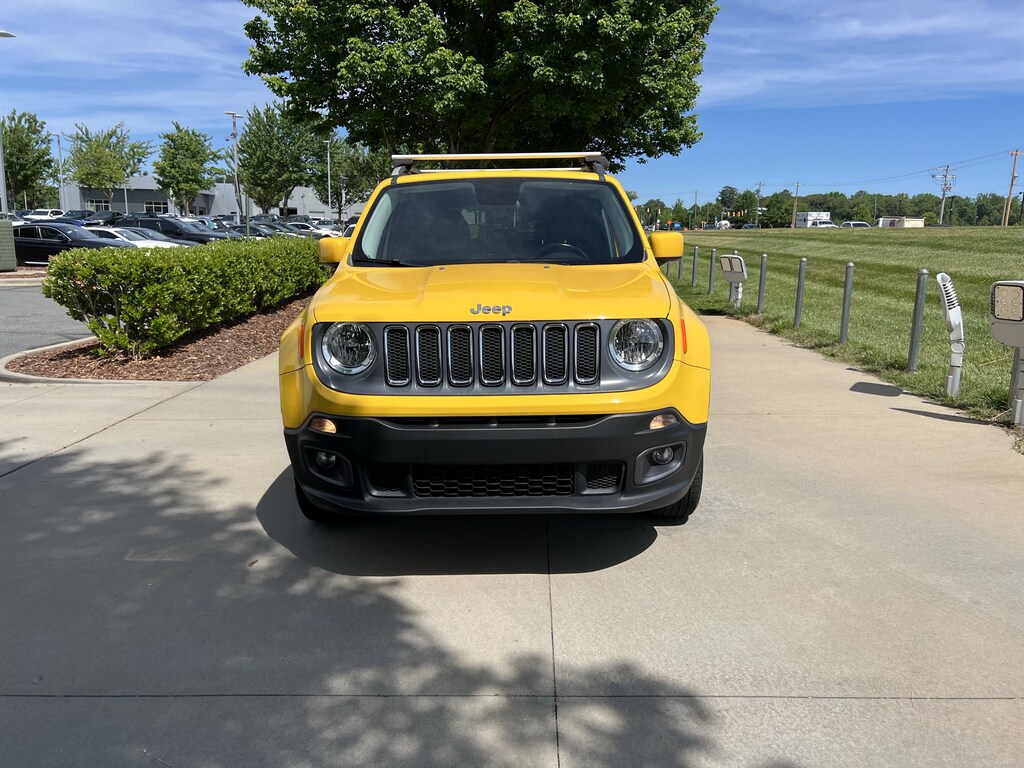Used 2016 Jeep Renegade Latitude SUV