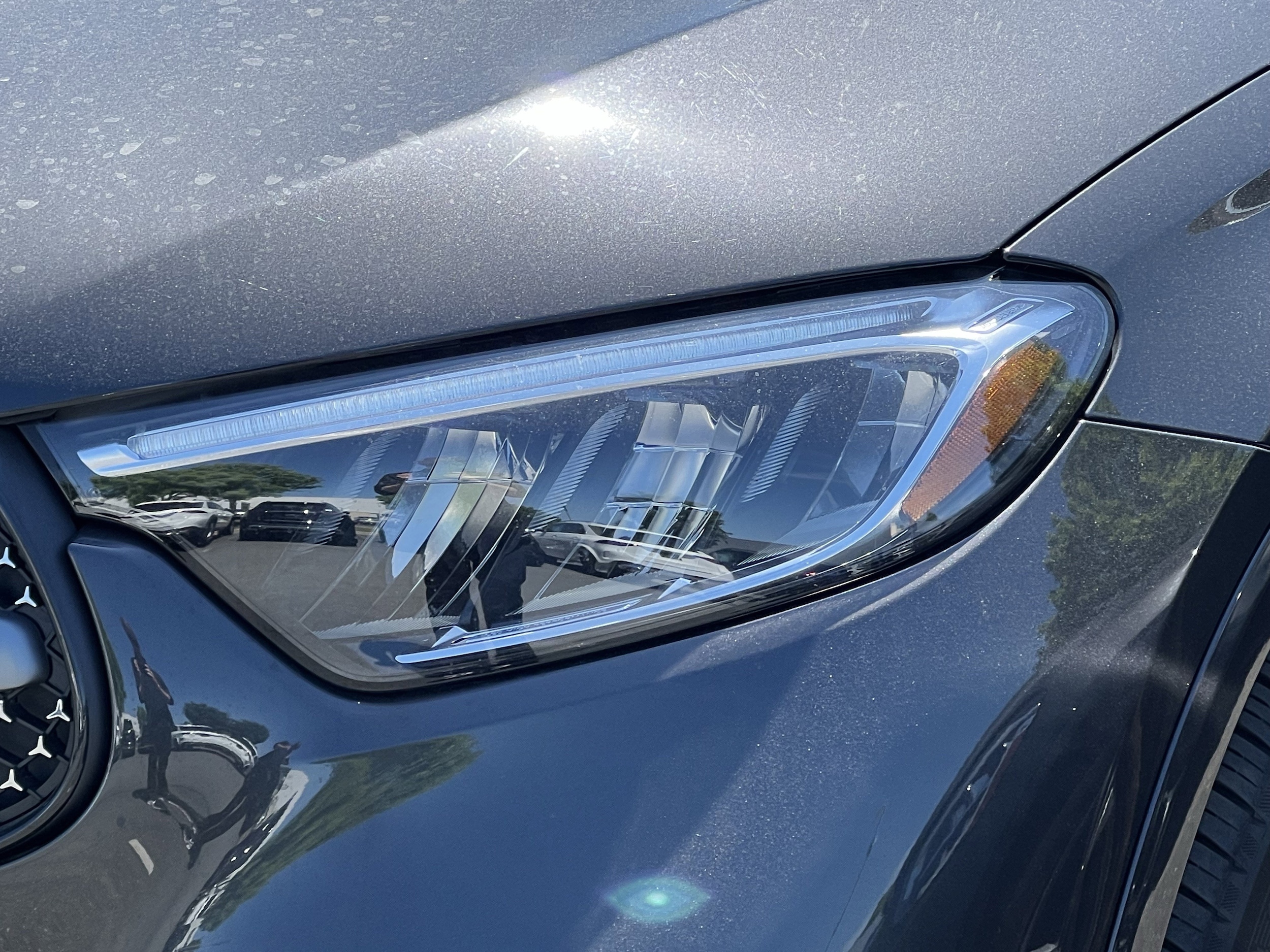 2025 Mercedes-Benz GLC 300 photo 6