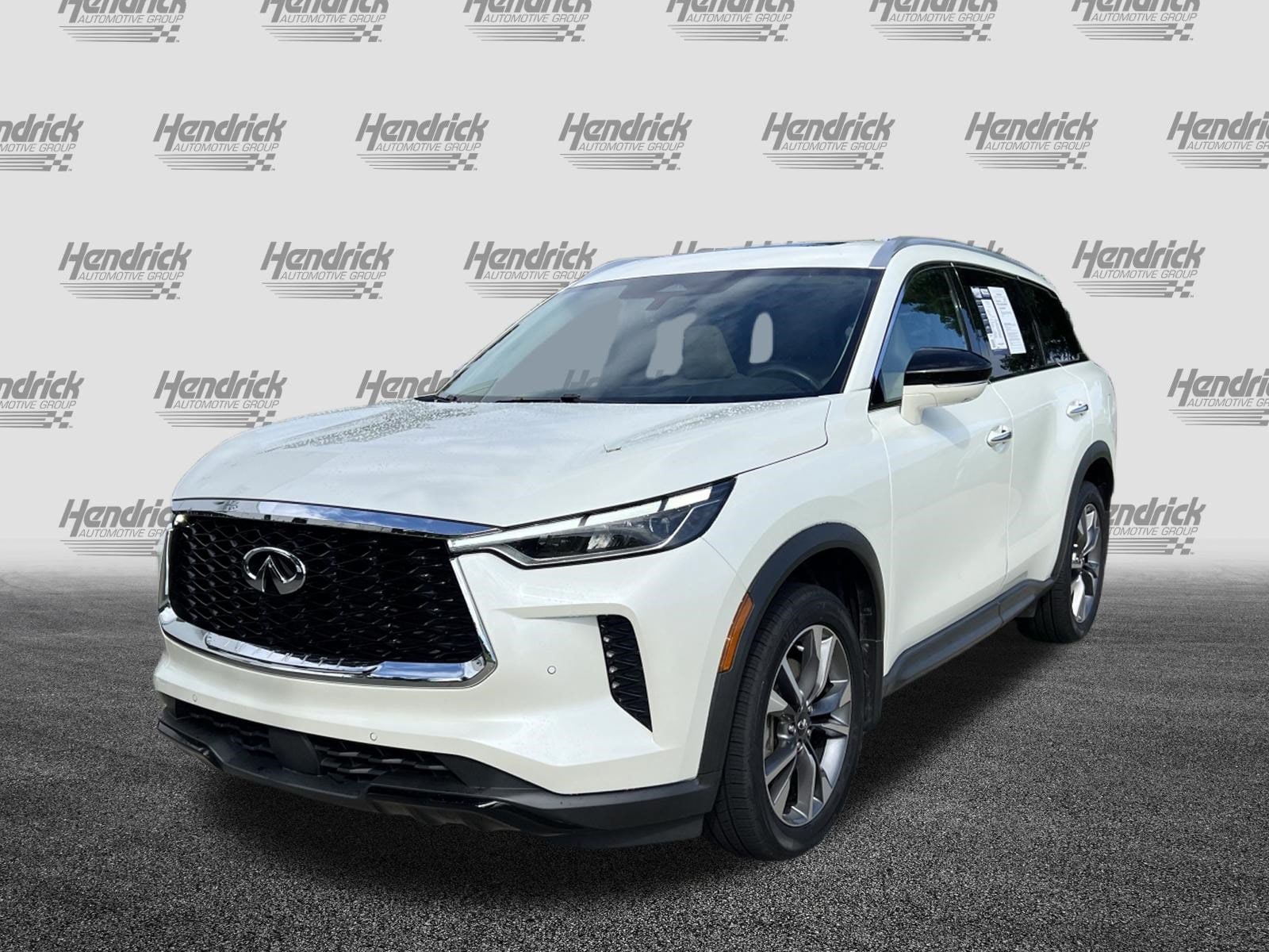 2024 INFINITI QX60 LUXE
