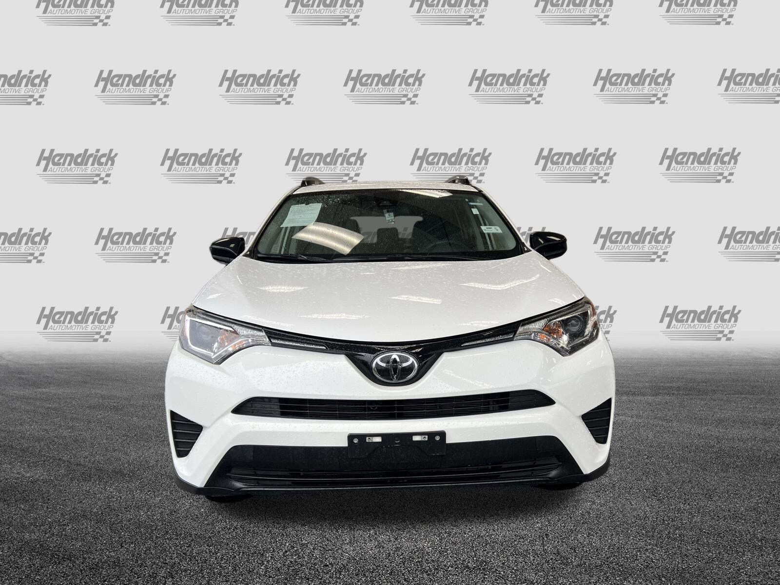 2017 Toyota RAV4 LE photo 2