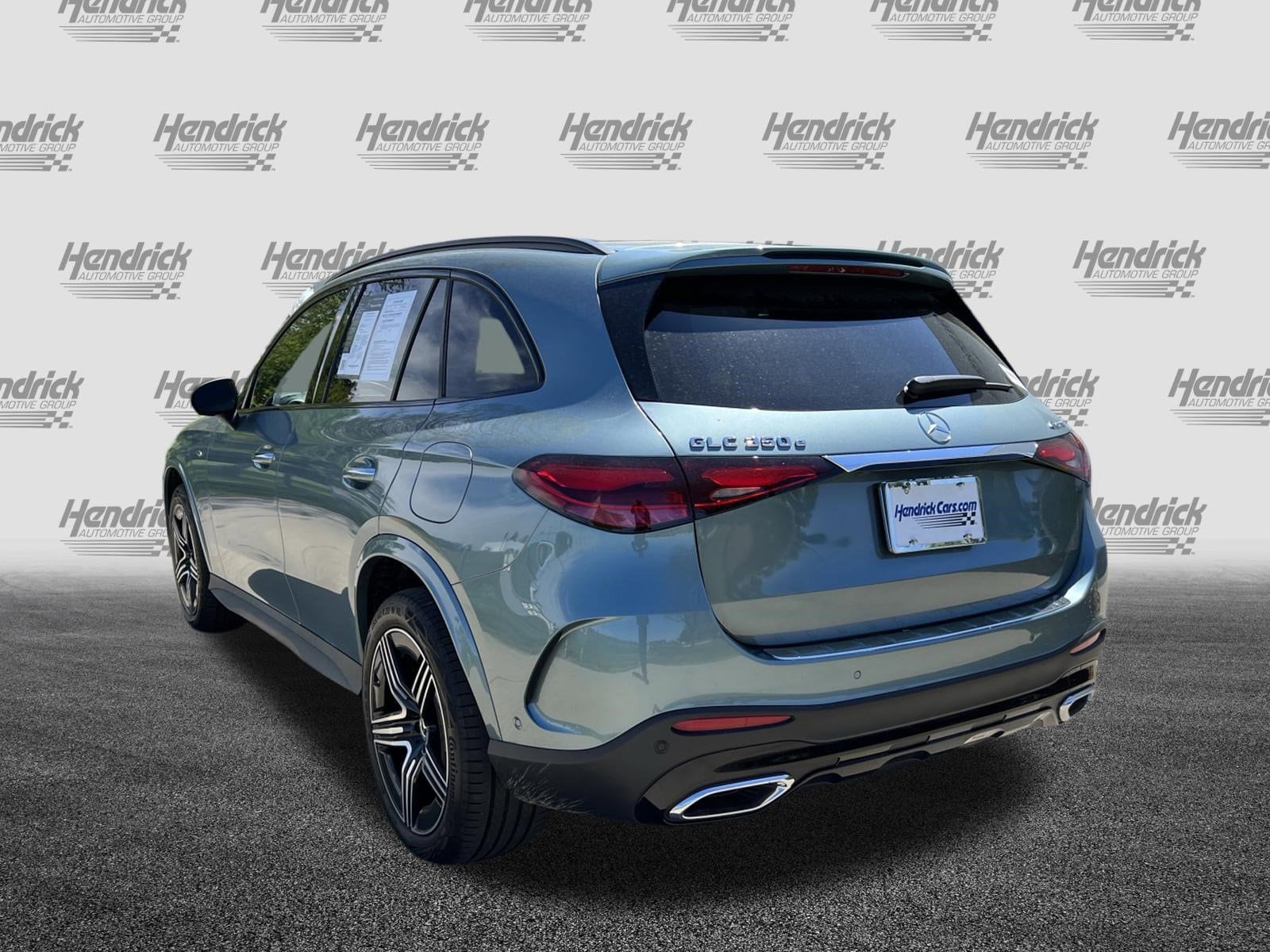 2025 Mercedes-Benz GLC GLC 350e photo 6