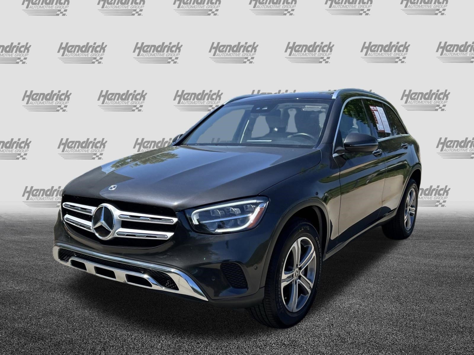 2021 Mercedes-Benz GLC 300 photo 4