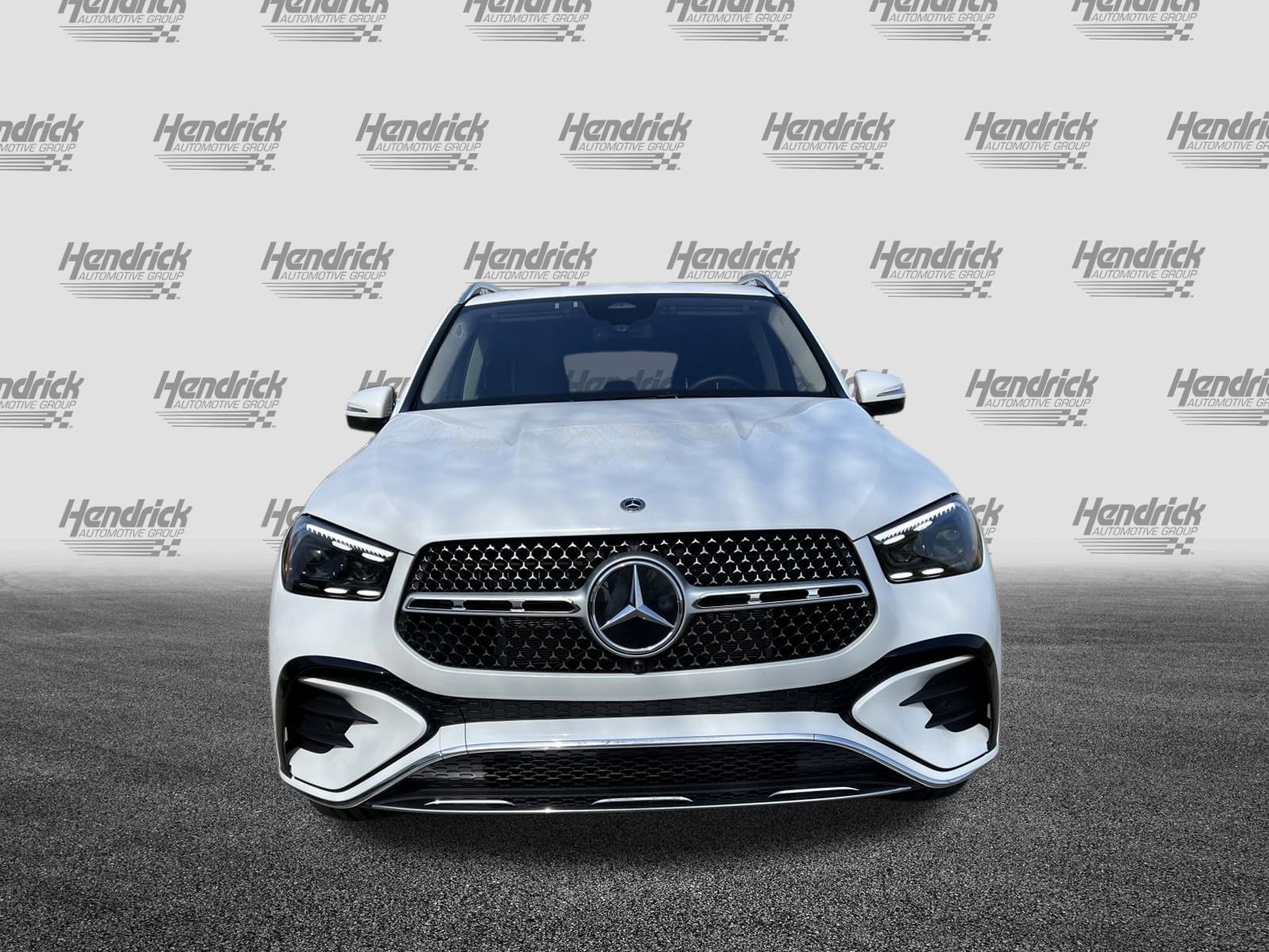 2026 Mercedes-Benz GLE GLE 450 photo 2