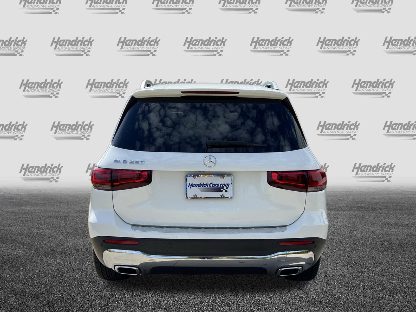 2022 Mercedes-Benz GLB 250 photo 6