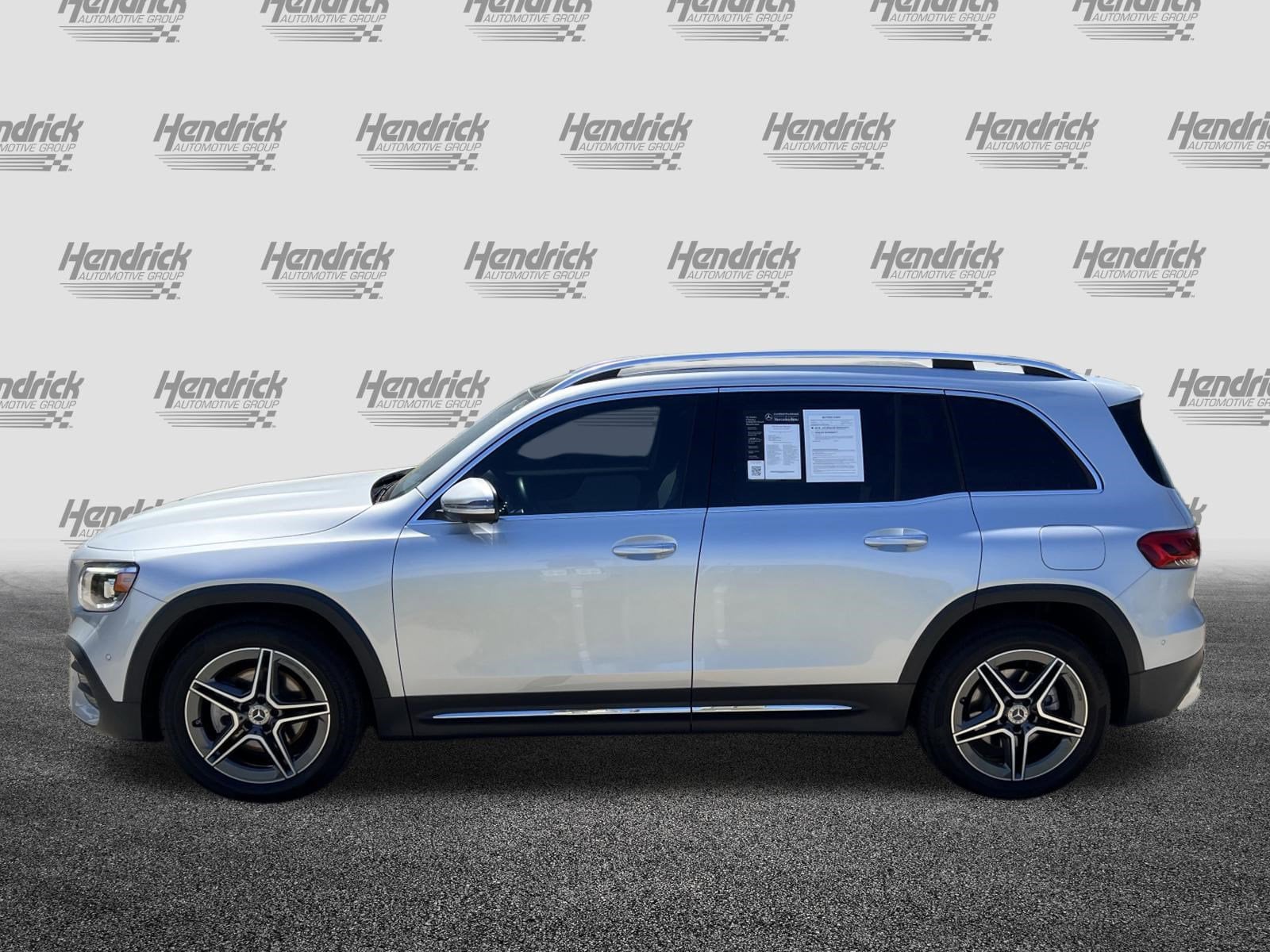 2022 Mercedes-Benz GLB 250 photo 5