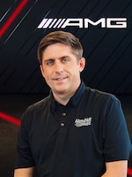 Staff member Garrett Michael from ID_142460f358c1