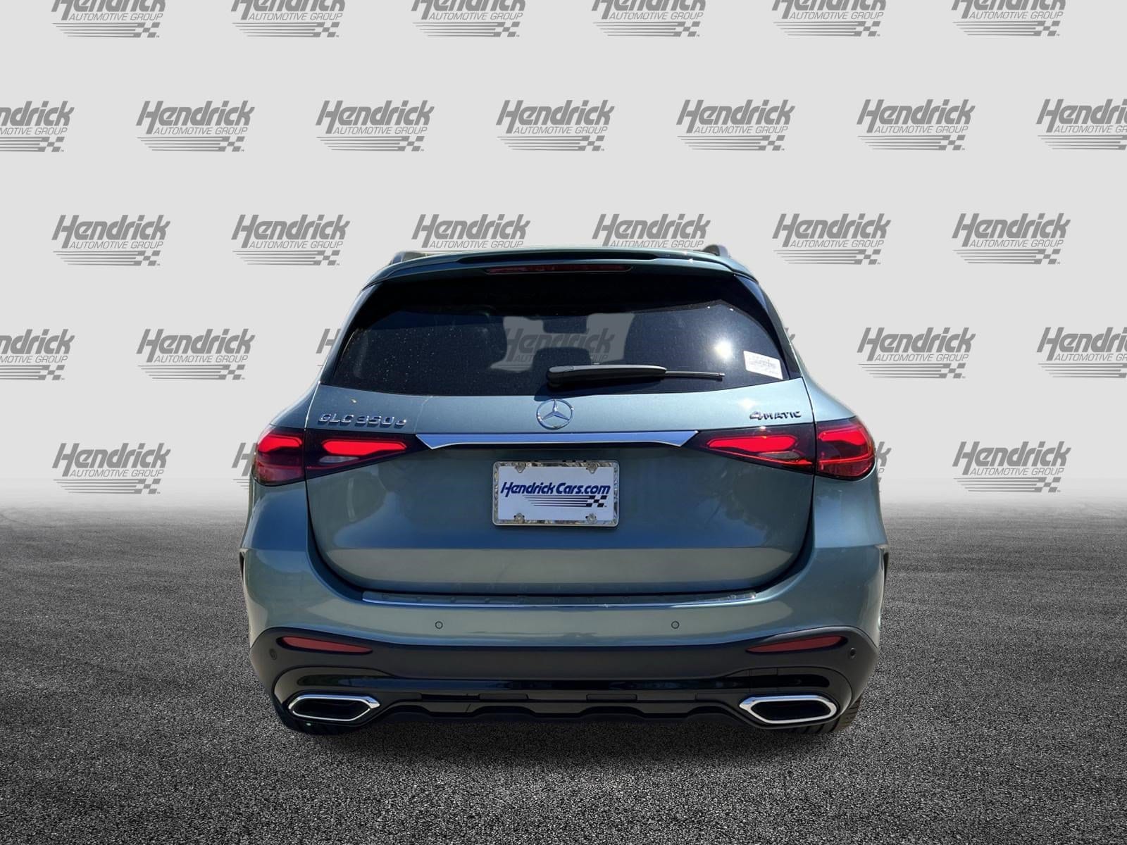 2025 Mercedes-Benz GLC GLC 350e photo 3