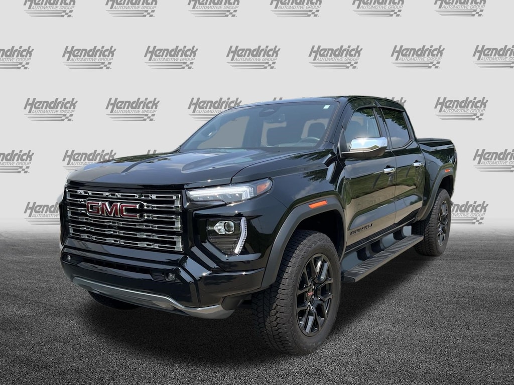 Used 2025 GMC Canyon 4WD Denali Pickup