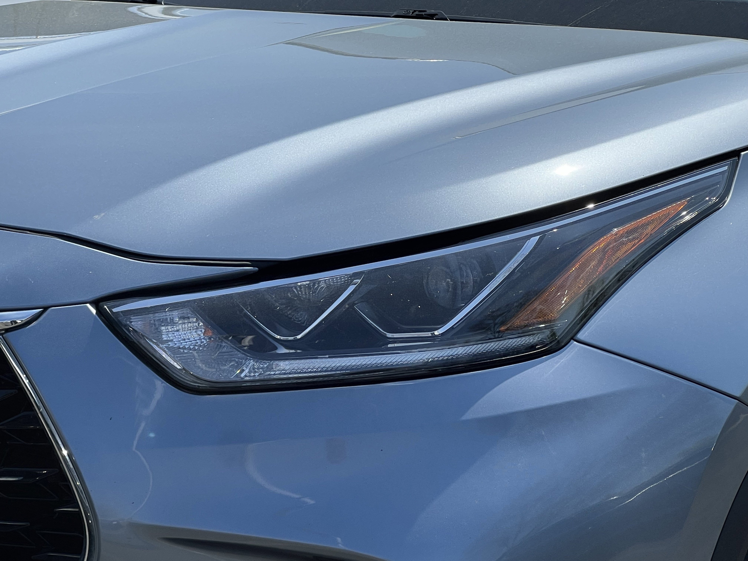 2020 Toyota Highlander Limited photo 6