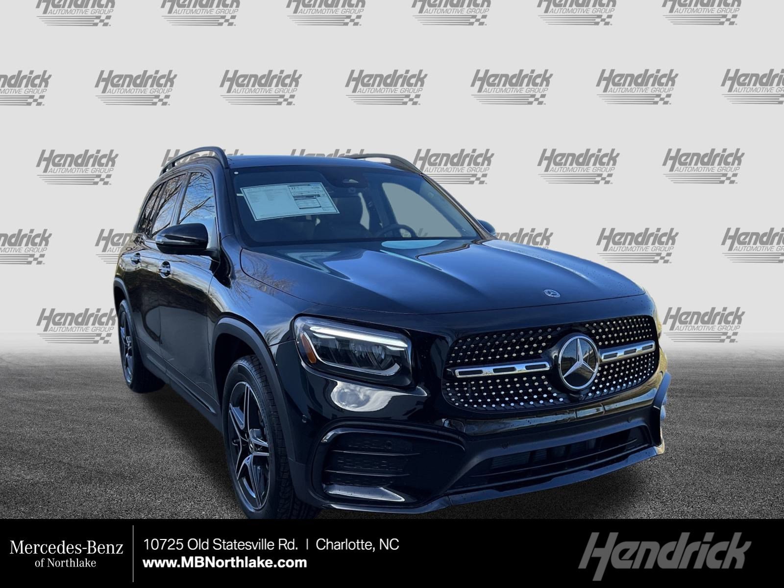 2026 Mercedes-Benz GLB GLB 250 4MATIC's photo