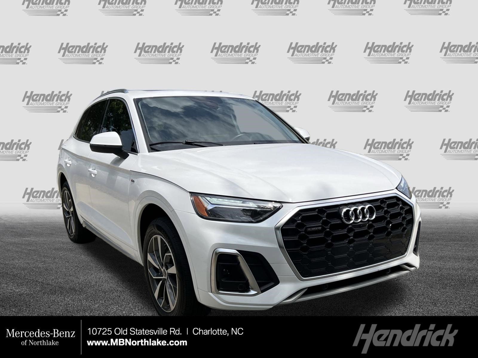 2023 Audi Q5 45 Premium Plus's photo