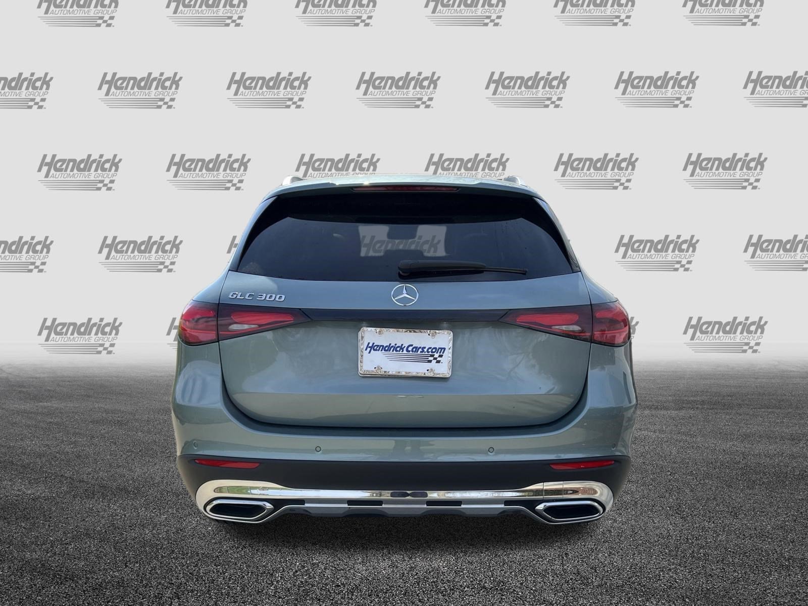 2026 Mercedes-Benz GLC 300 photo 3