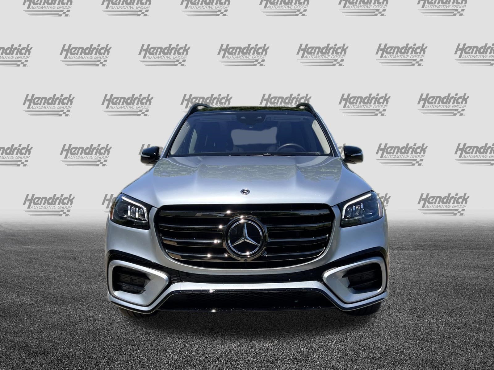 2026 Mercedes-Benz GLS GLS 580 photo 2