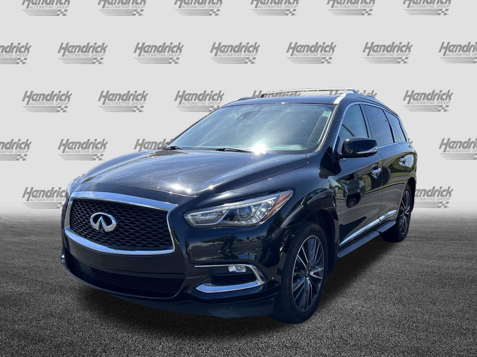 2020 INFINITI QX60 LUXE photo 4