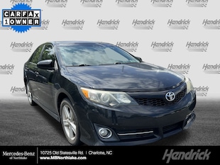 2013 Toyota Camry SE Sedan