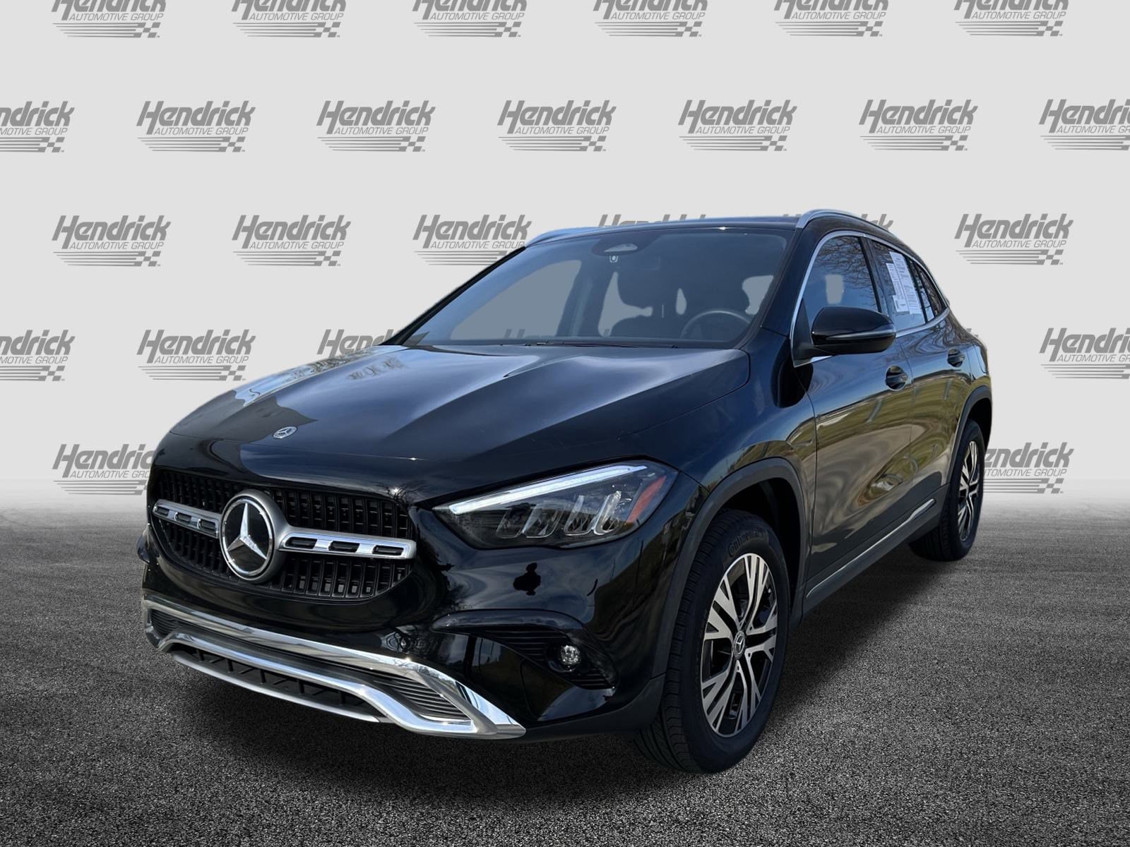 2025 Mercedes-Benz GLA 250 photo 4