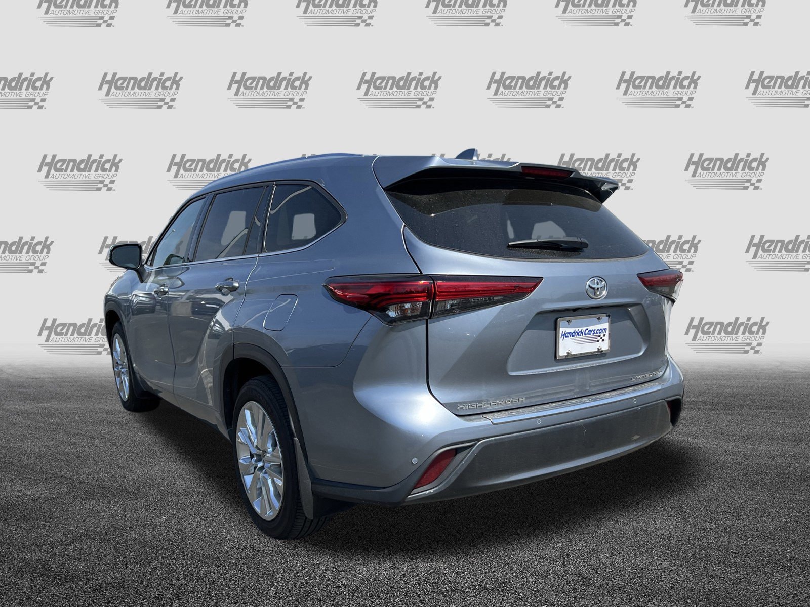 2020 Toyota Highlander Limited photo 3