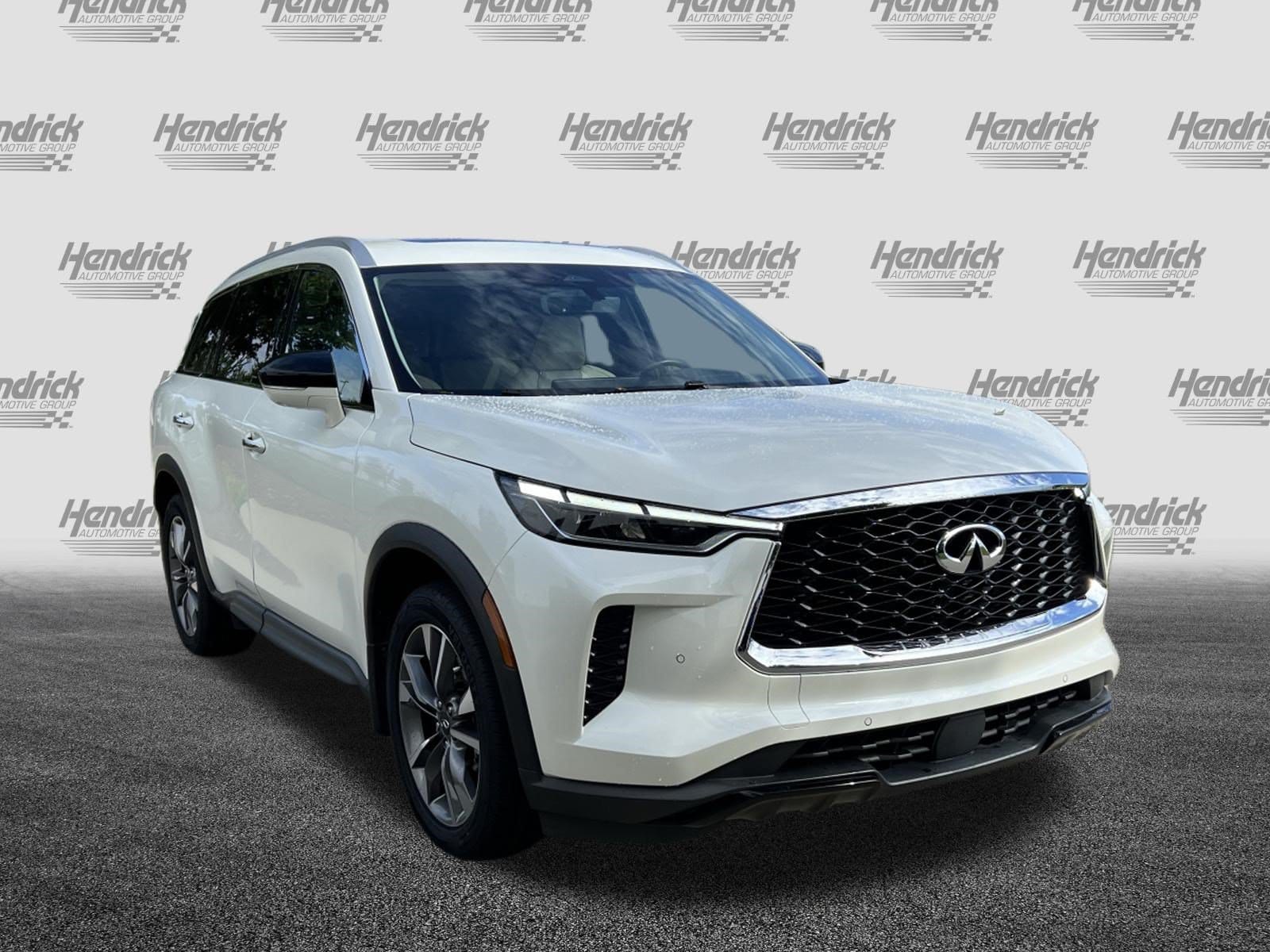 2024 INFINITI QX60 LUXE