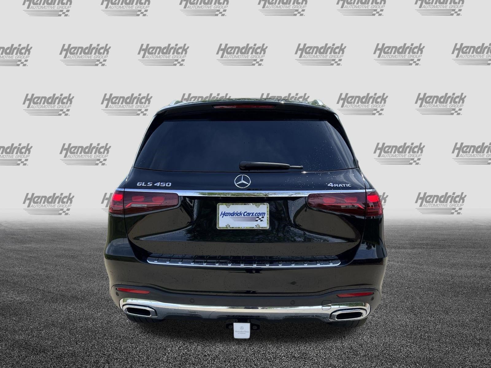 2025 Mercedes-Benz GLS 450 photo 3