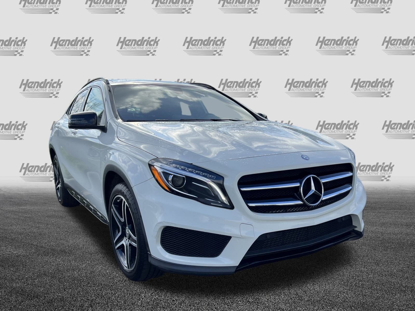 2016 Mercedes Benz GLA 250 photo 2