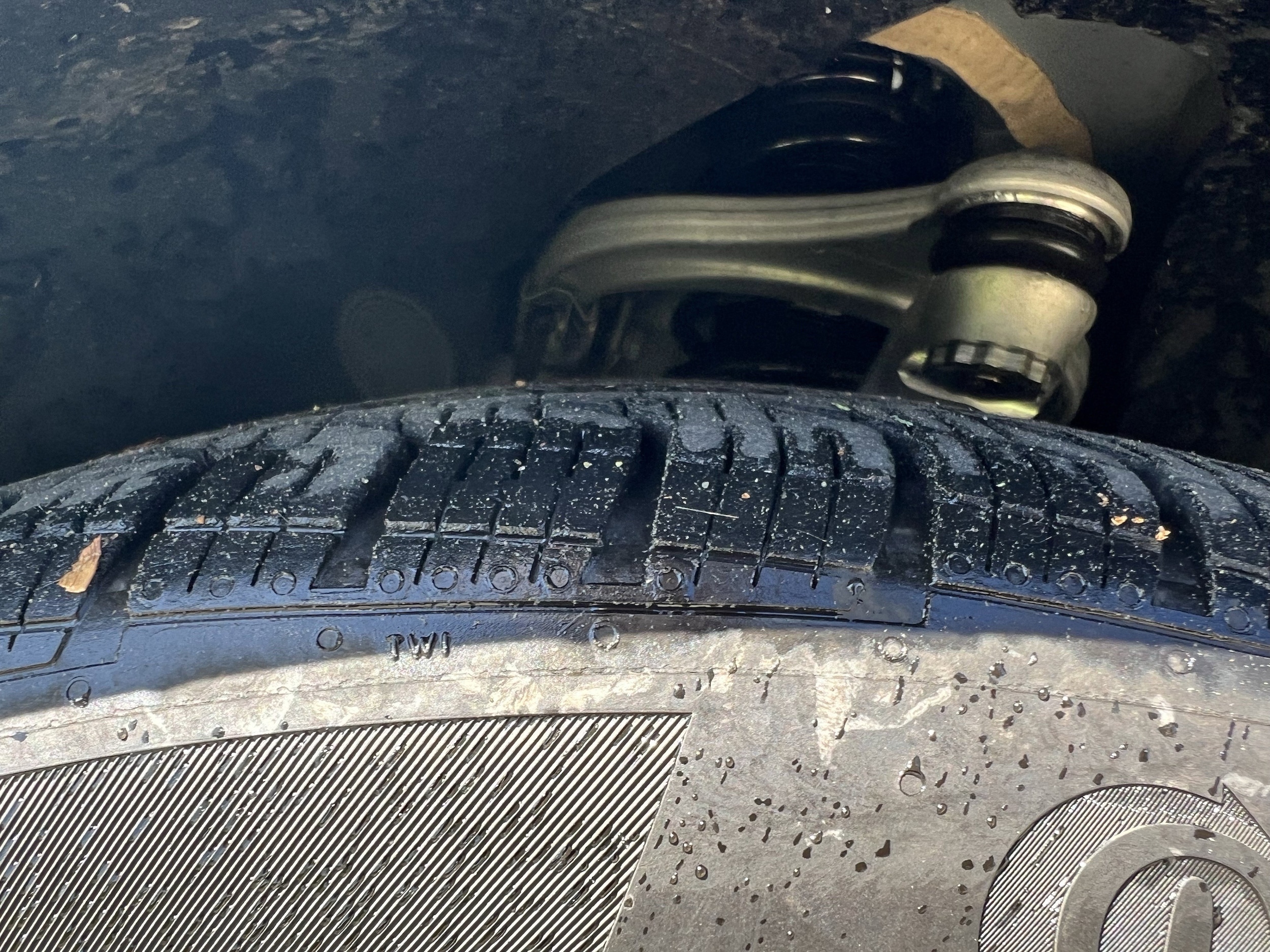 2025 Mercedes-Benz E-Class E 350 photo 5