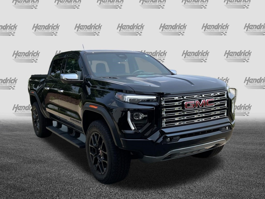 Used 2025 GMC Canyon 4WD Denali Pickup