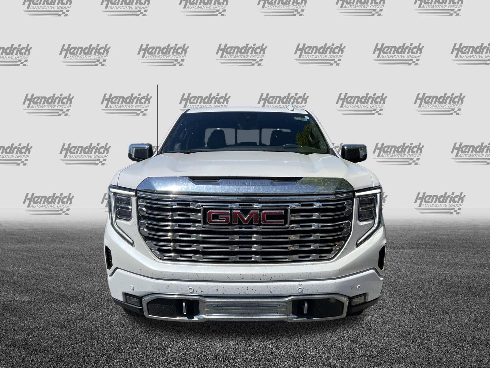 2024 GMC Sierra 1500 Denali photo 4