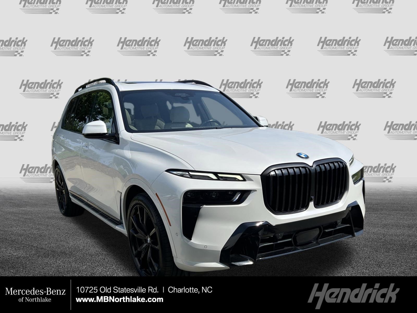 2023 BMW X7 xDrive40i's photo