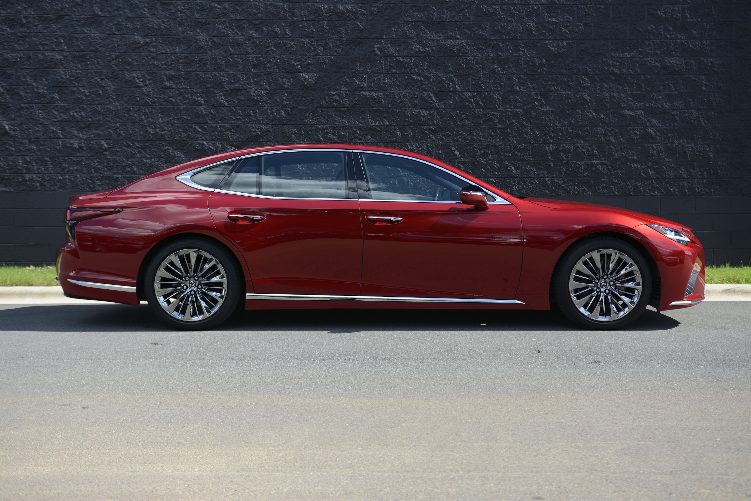 LEXUS LS 500