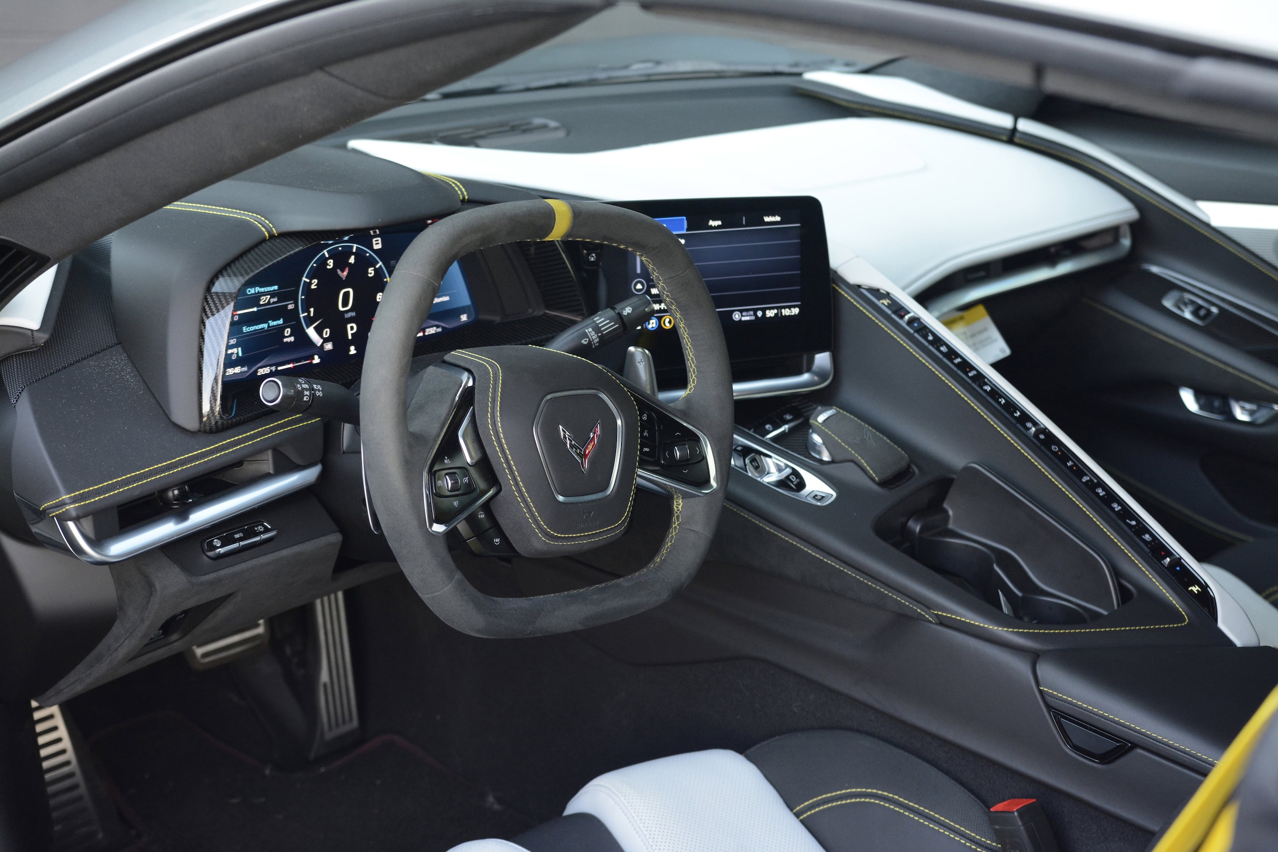 2022 Chevrolet Corvette Stingray Stingray w/3LT photo 2