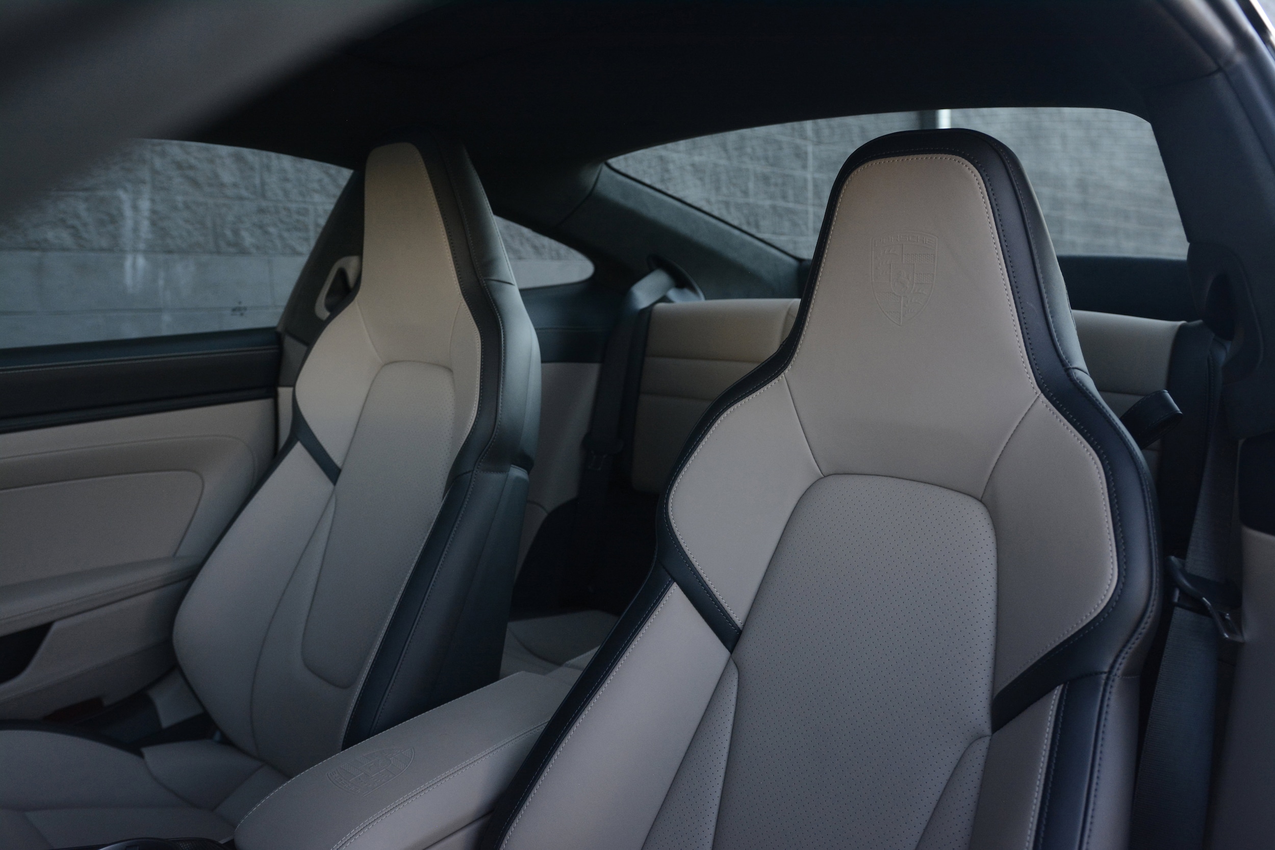 2025 Porsche 911 Carrera GTS photo 4