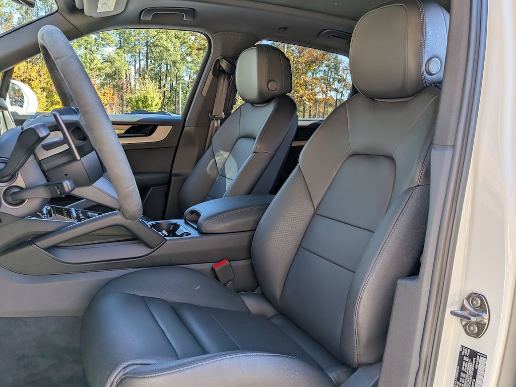 Certified 2025 Porsche Cayenne SUV