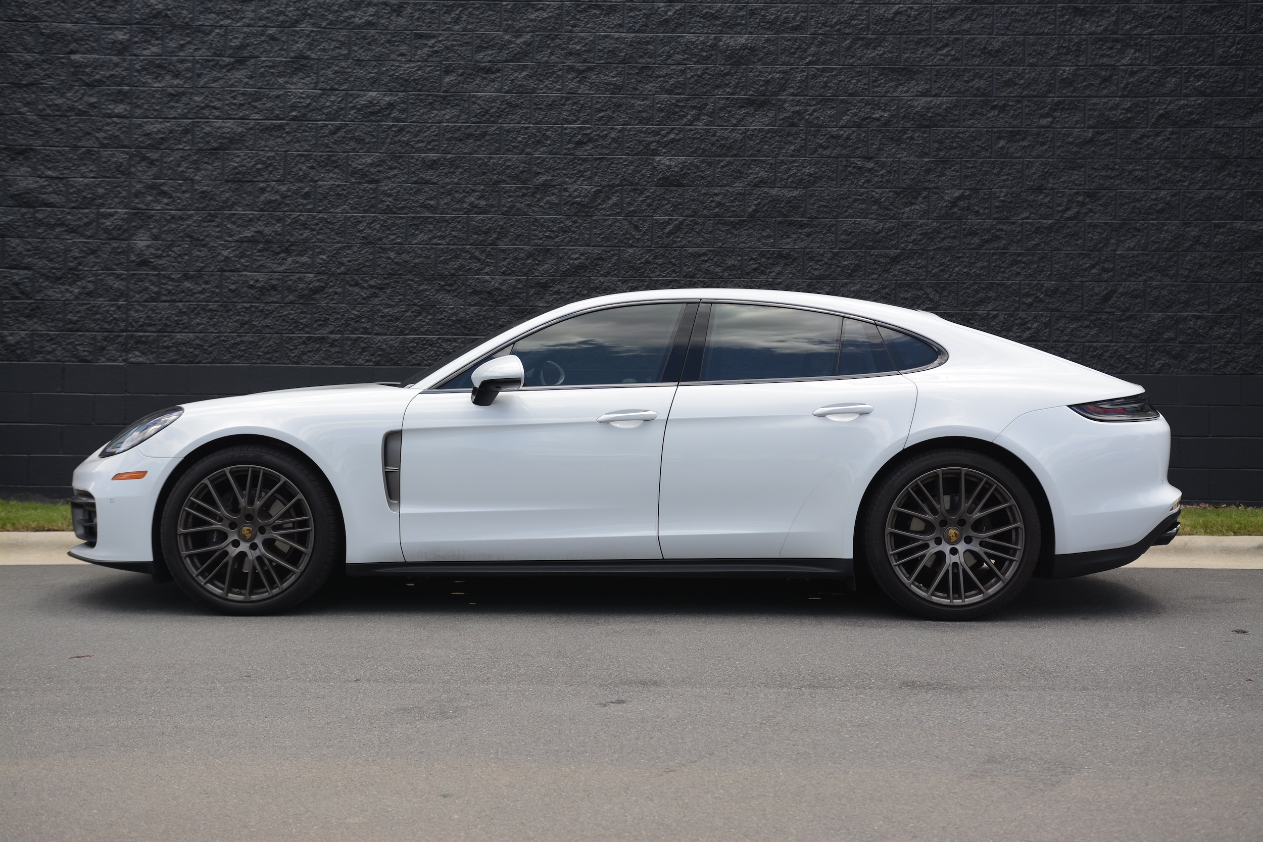 Porsche Panamera Platinum Edition