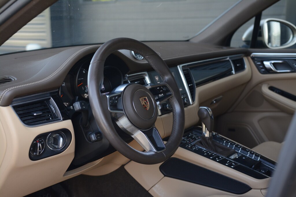 Certified 2018 Porsche Macan SUV
