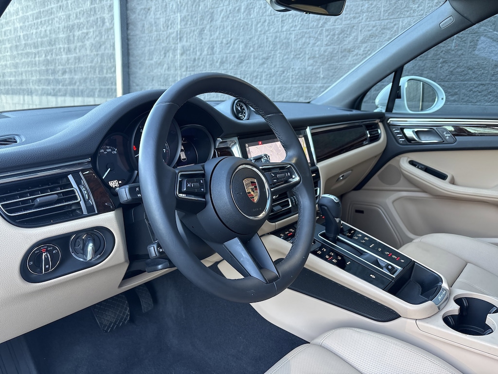 Certified 2025 Porsche Macan SUV