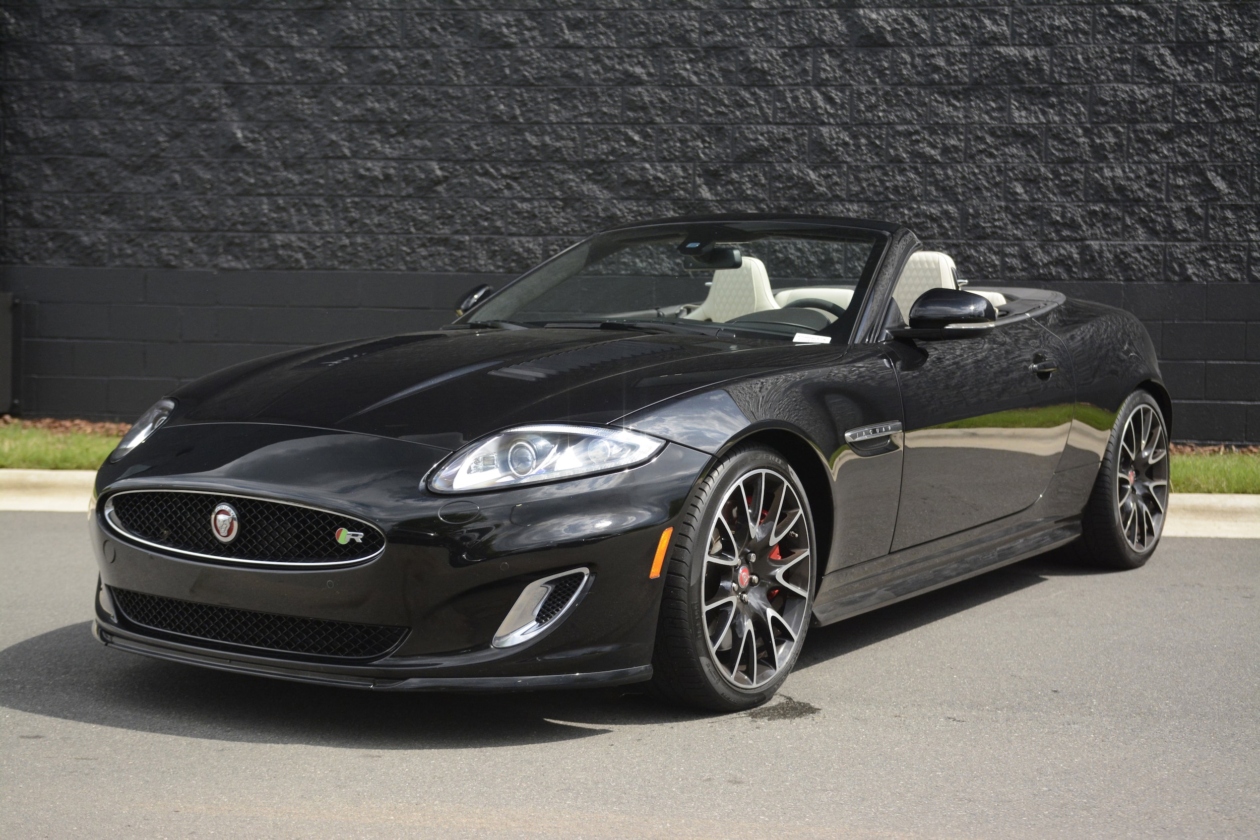 2015 Jaguar XK XKR Convertible's photo