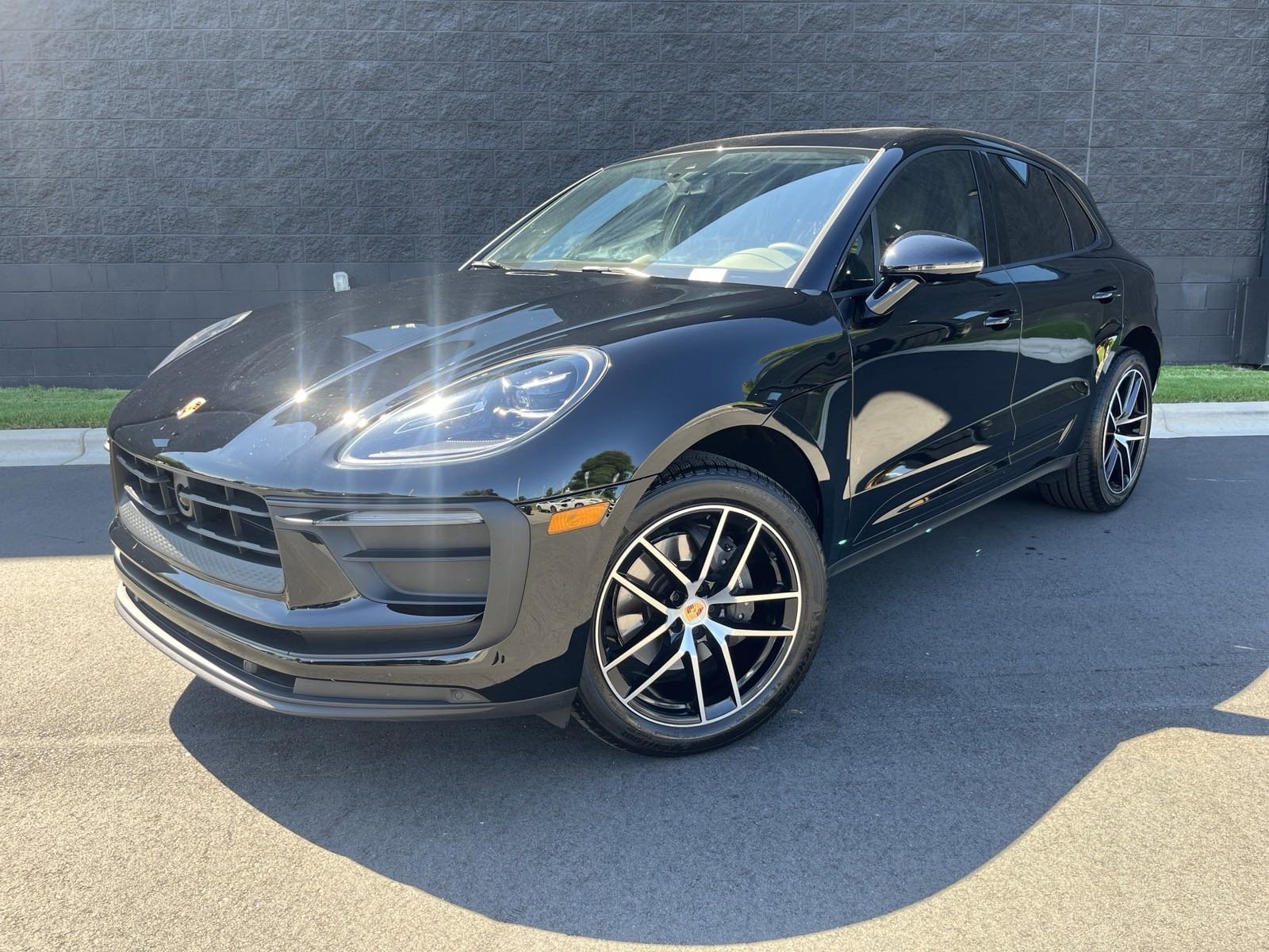 Certified 2024 Porsche Macan Base with VIN WP1AA2A5XRLB06456 for sale in Charlotte, NC