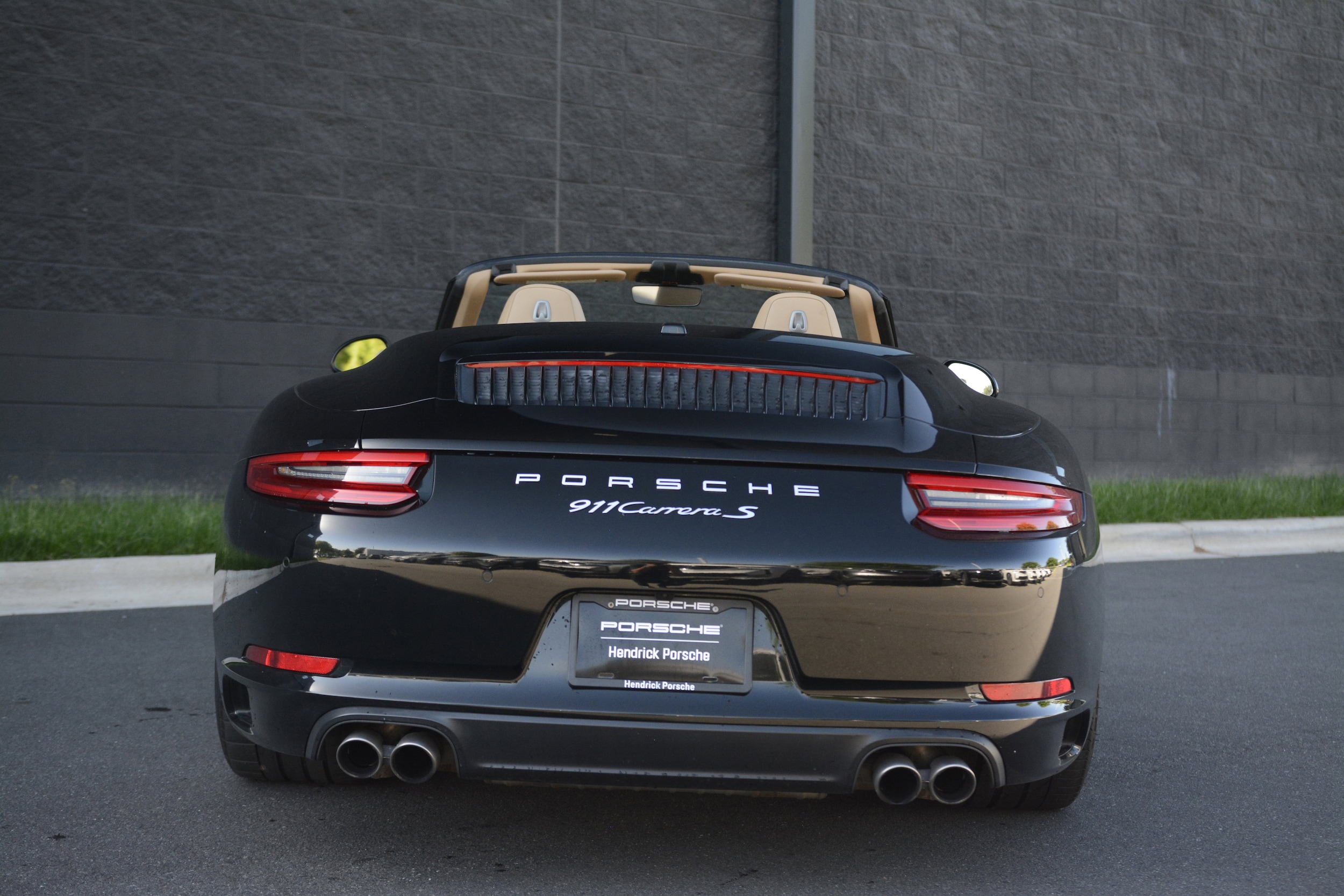 2017 Porsche 911 Carrera S photo 5