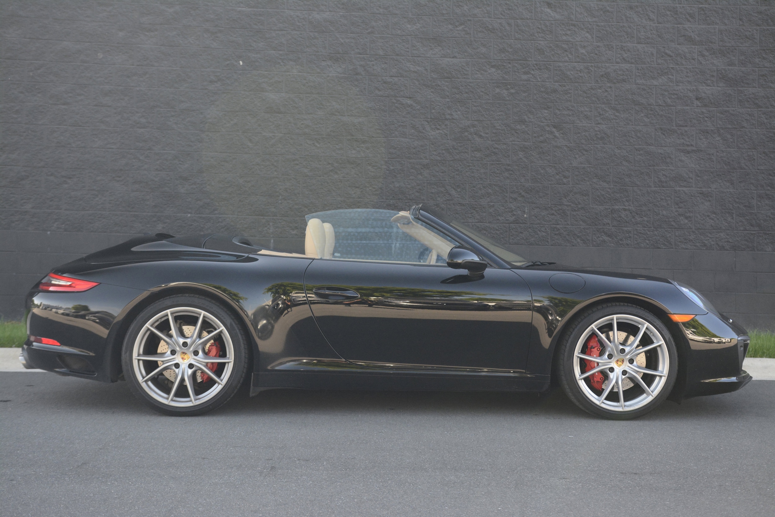 2017 Porsche 911 Carrera S photo 3