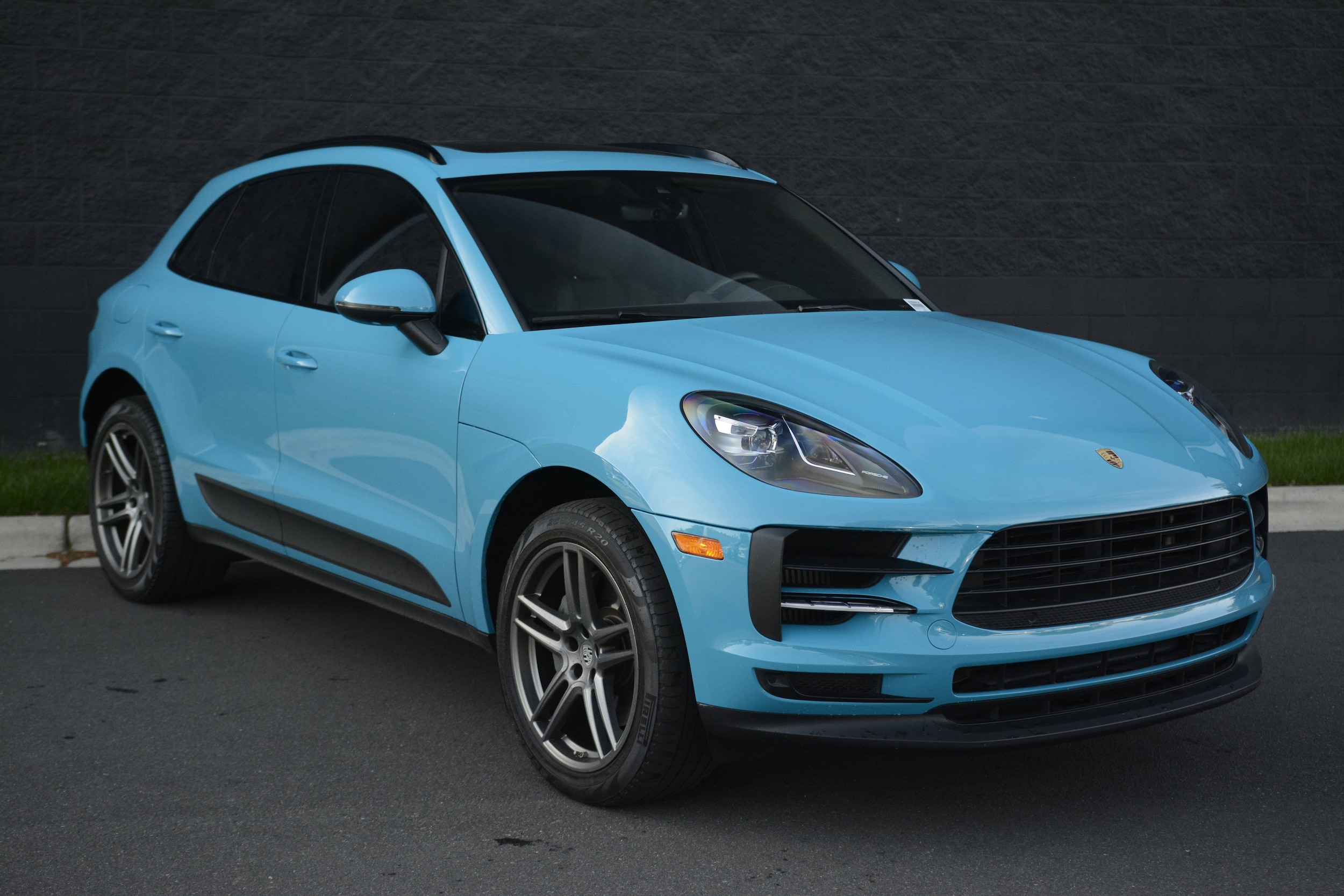 2020 Porsche Macan S photo 3
