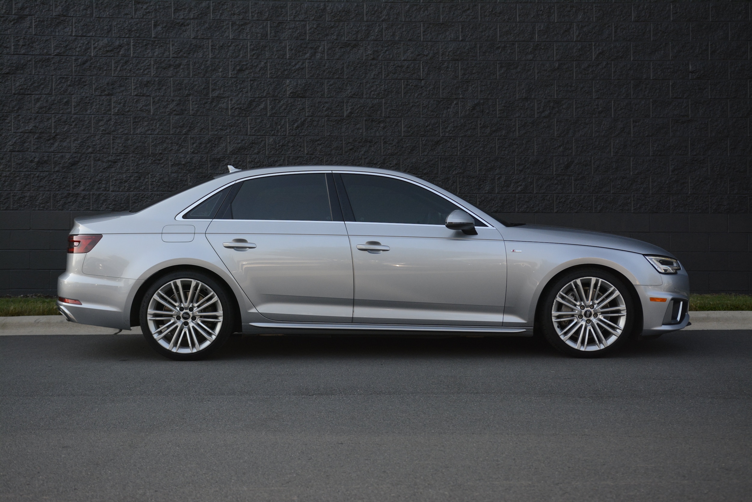 2019 Audi A4 2.0T Premium Plus