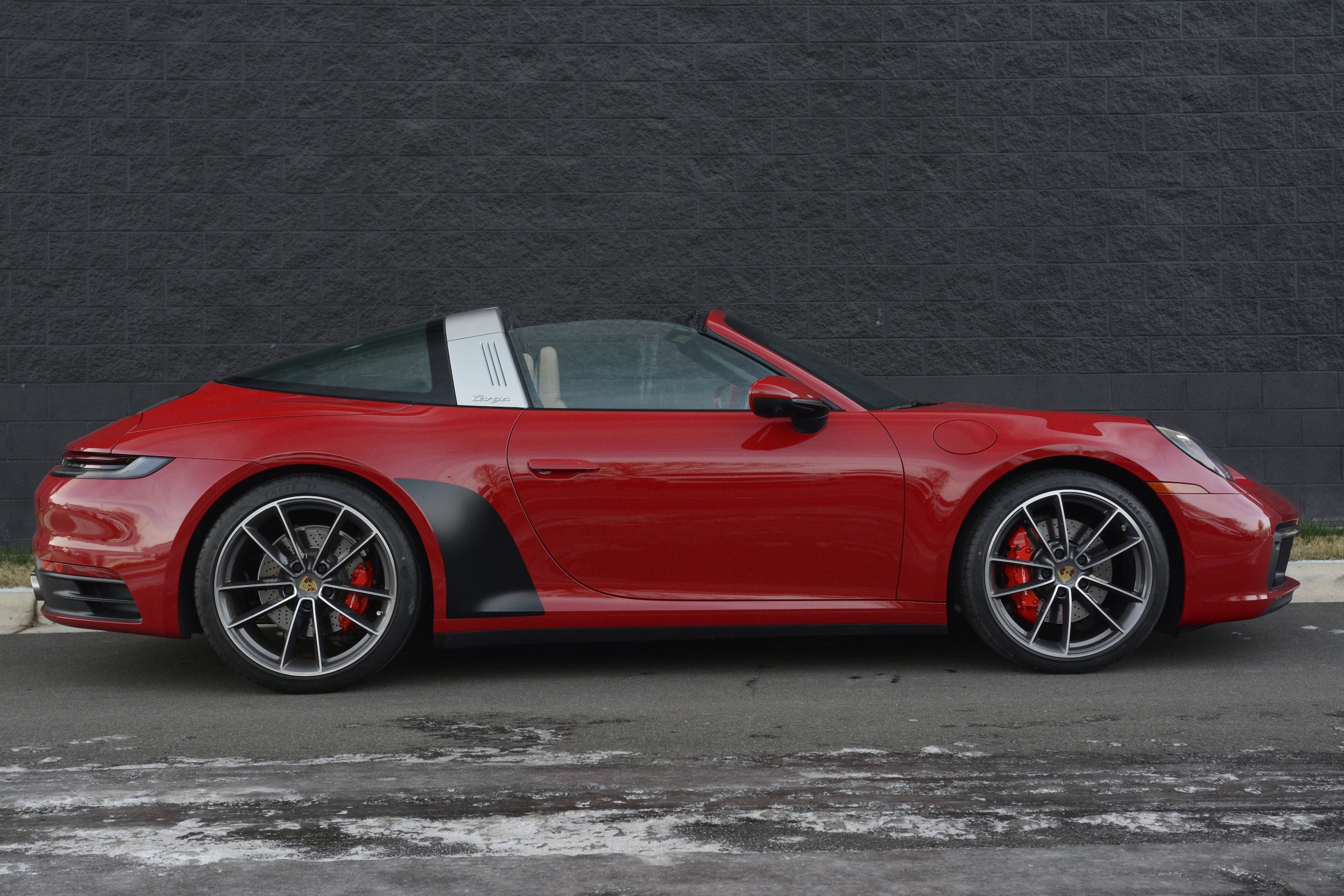 2021 Porsche 911 Targa 4S photo 3