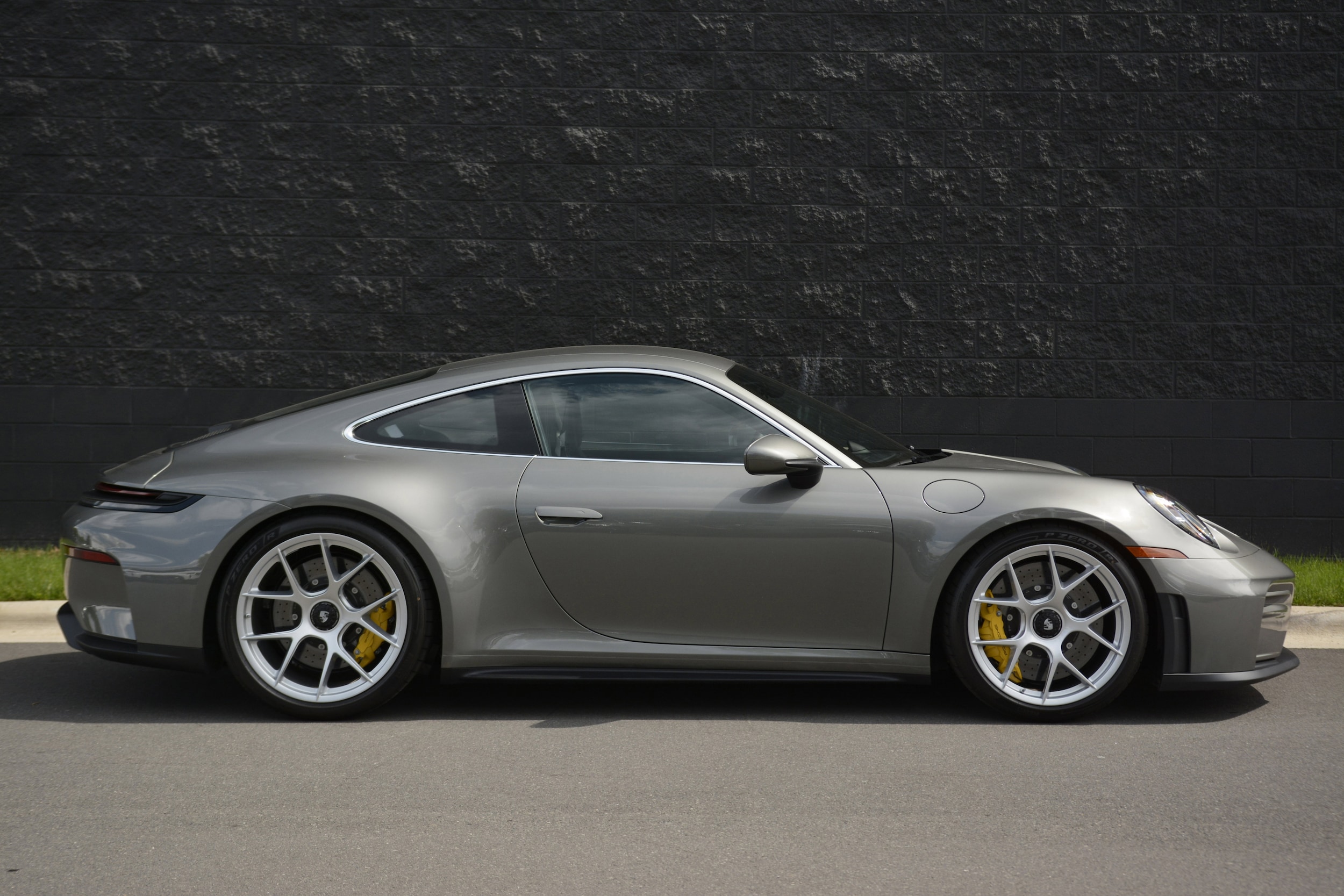 2026 Porsche 911 GT3 w/Touring Package photo 6