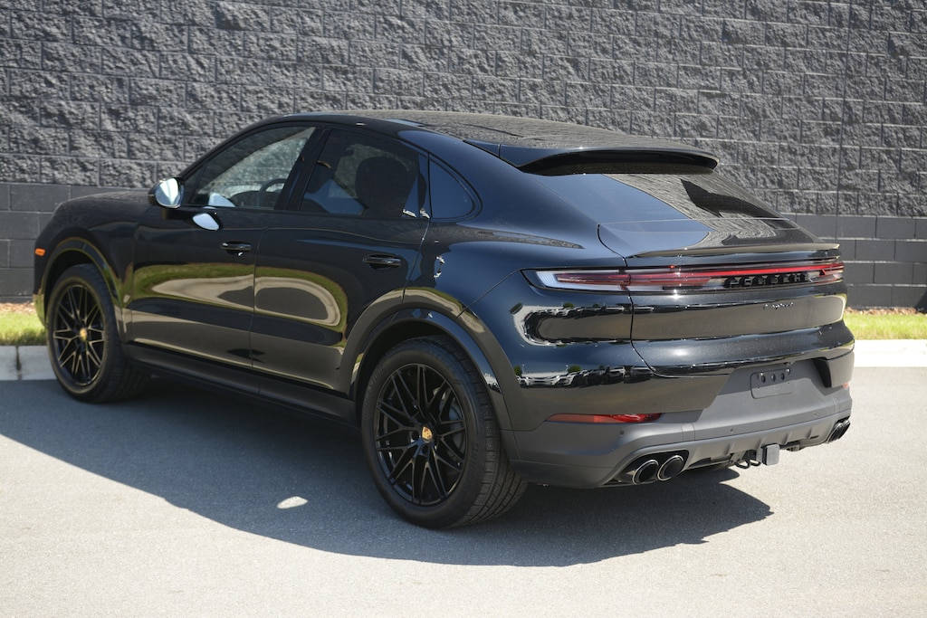 Certified 2024 Porsche Cayenne Coupe SUV