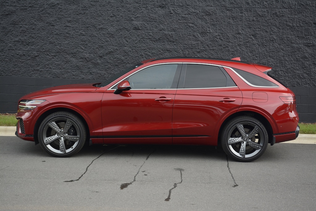 Used 2023 Genesis GV70 2.5T SUV