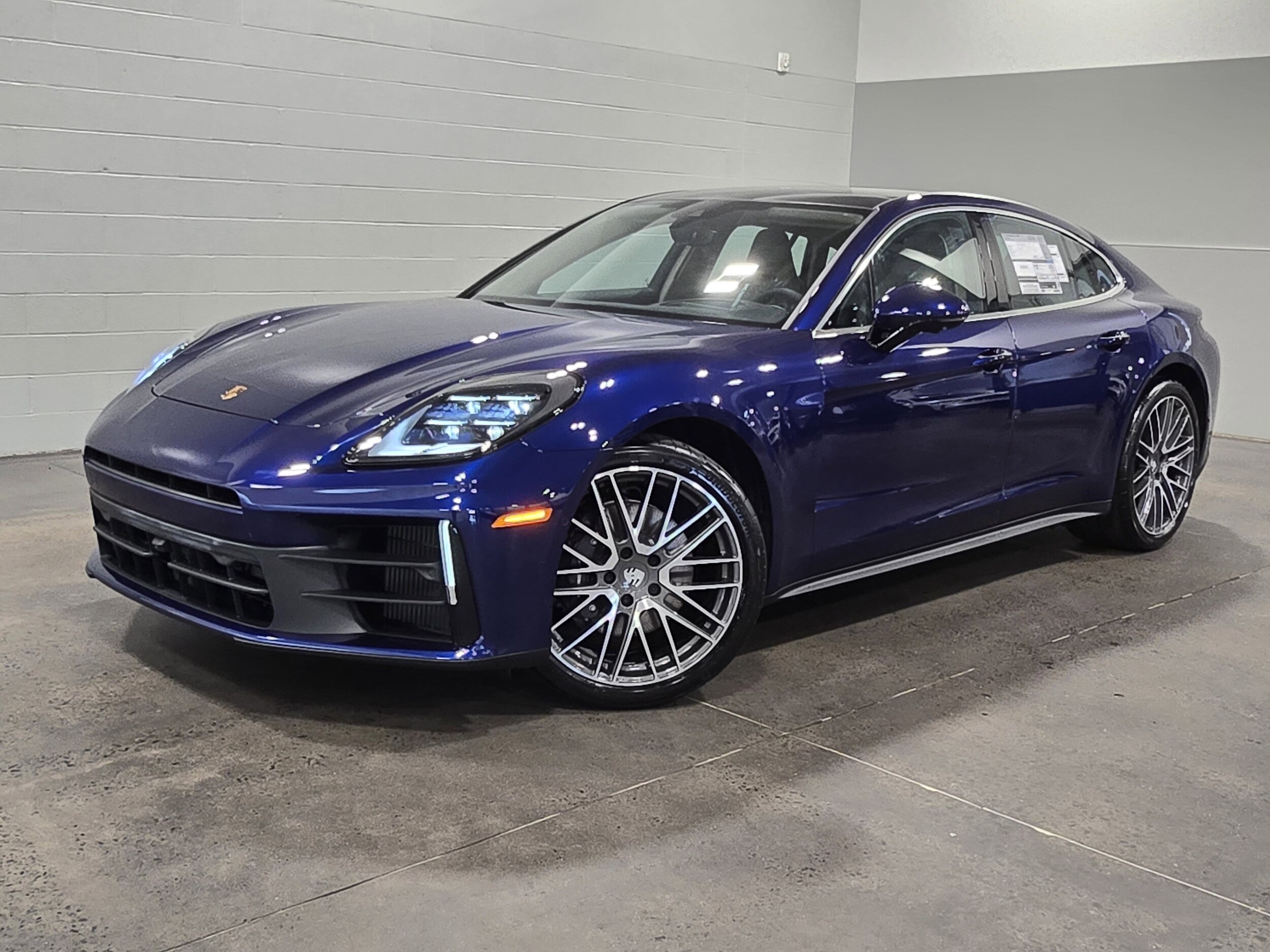 Porsche Panamera 4