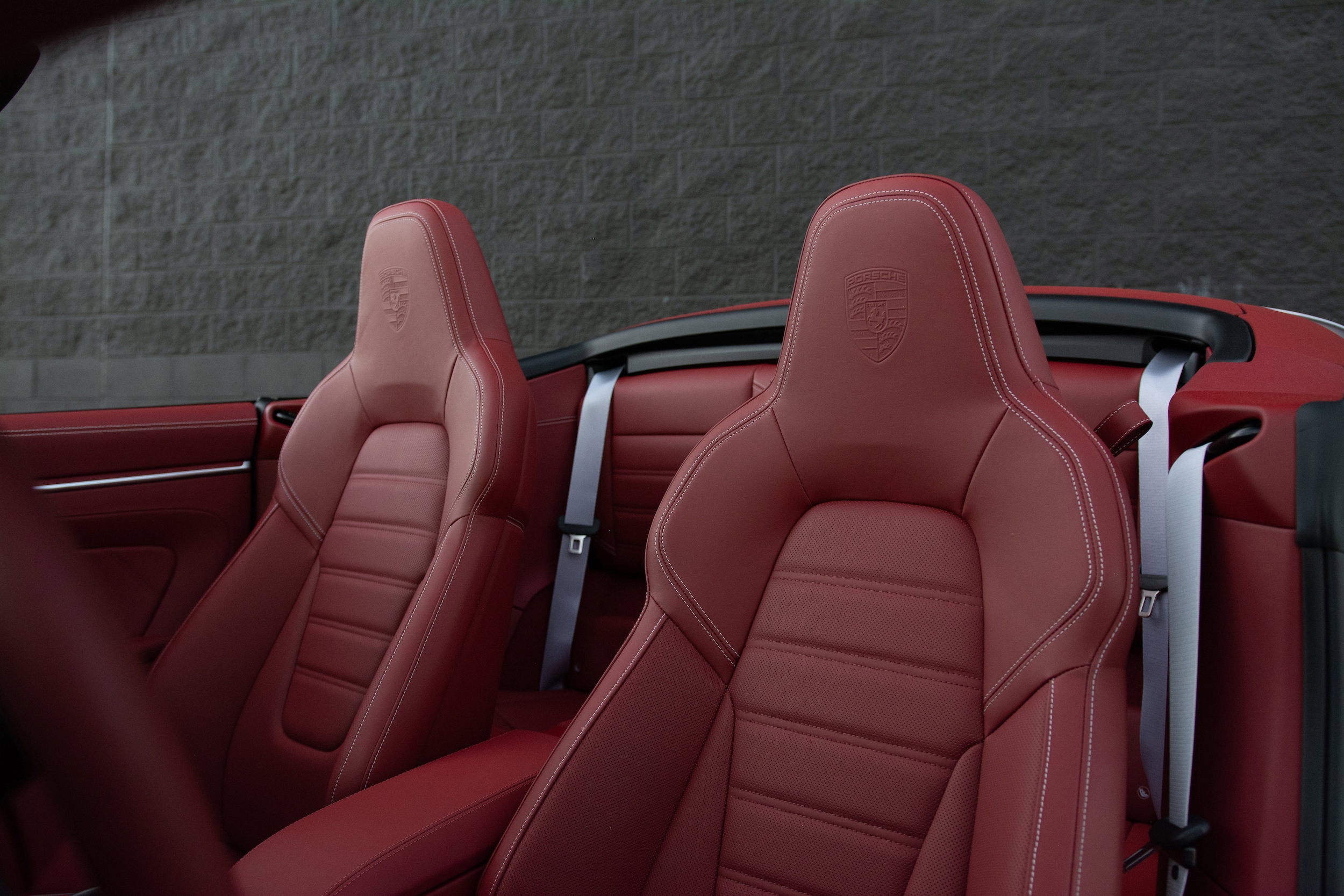 2025 Porsche 911 Turbo S photo 4