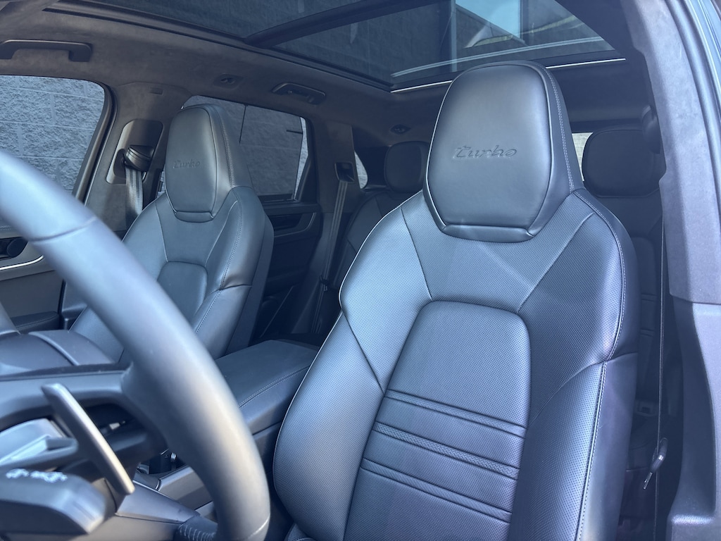 Certified 2024 Porsche Cayenne E-Hybrid Turbo SUV