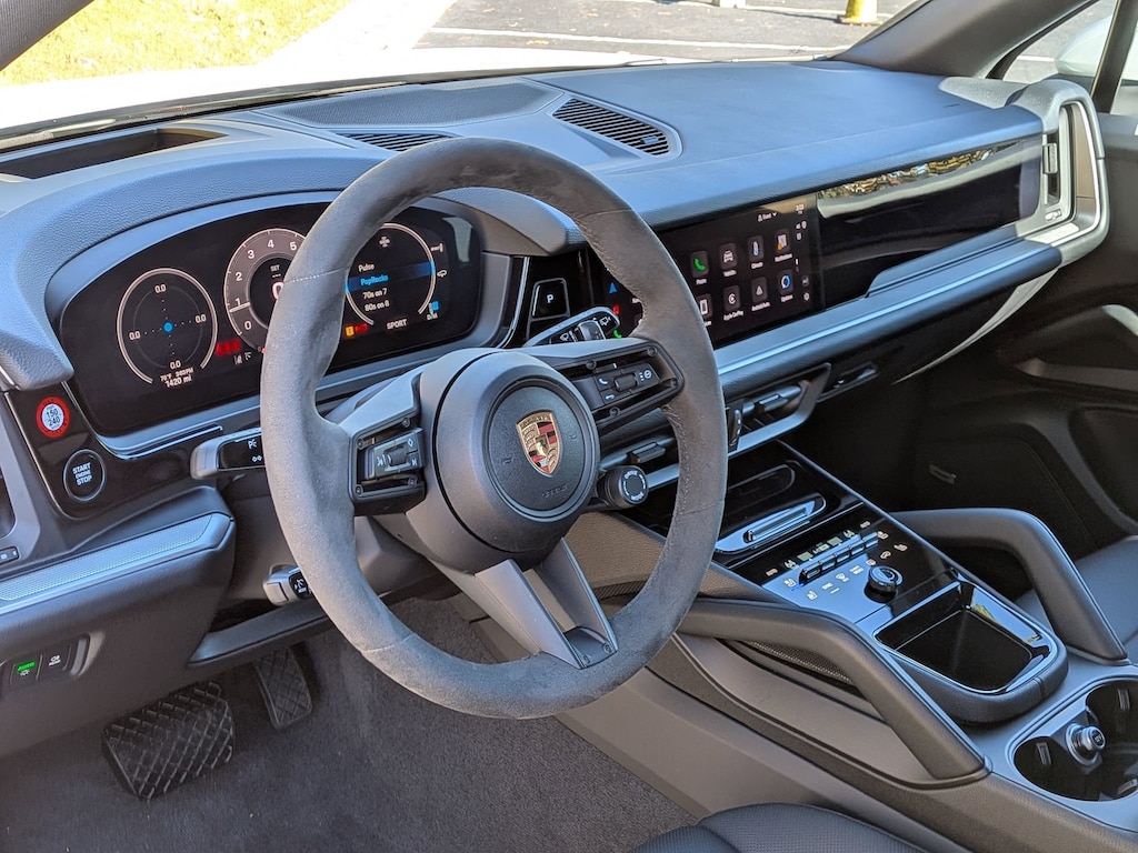 Certified 2025 Porsche Cayenne SUV